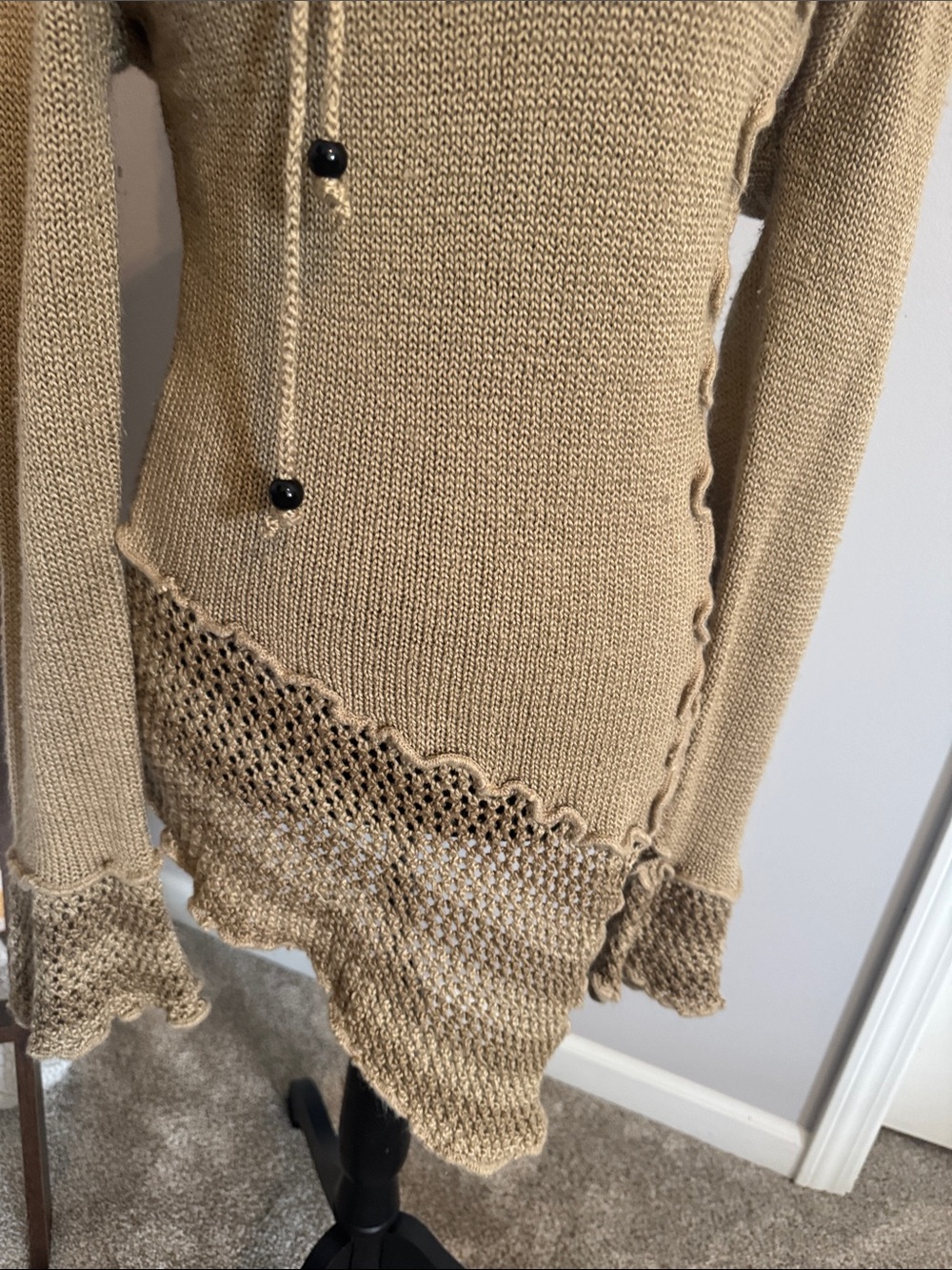 Boston Proper Camel Knit Off-the-Shoulder Lace-Trim Sweater - Picture 5 of 8